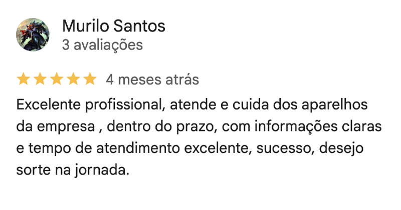 Captura de avaliação do Google de Murilo Santos, cinco estrelas, feita há quatro meses: profissionalismo, prazo e informações claras.